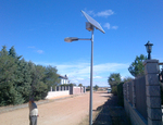 Farolas solares: iluminar por la noche gracias a la luz del día