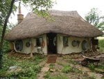 Cob House: ¿puede construirse una casa con 180€?